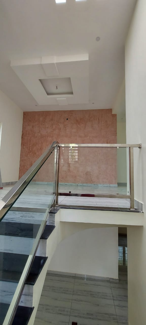 3BHK Semifurnished House 1500 sqft