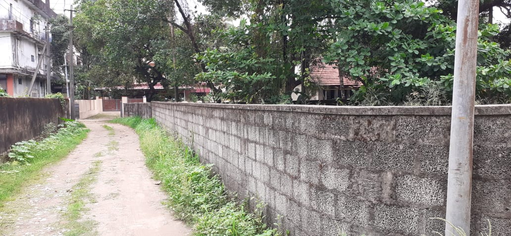 3BHK  Semifurnished Villa 1200sqft near Vengola, Perumbavoor