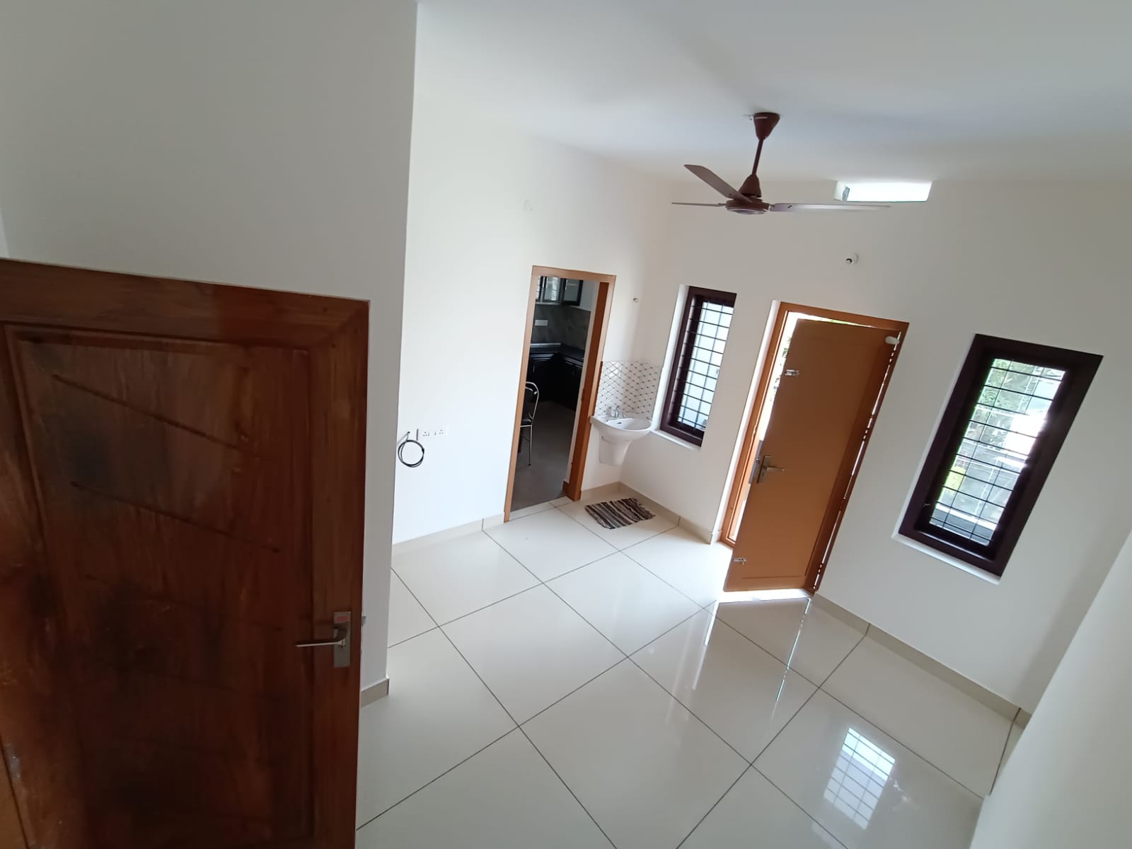 4BHK 2 Storied Unfurnished House 3000sqft in Kaloor