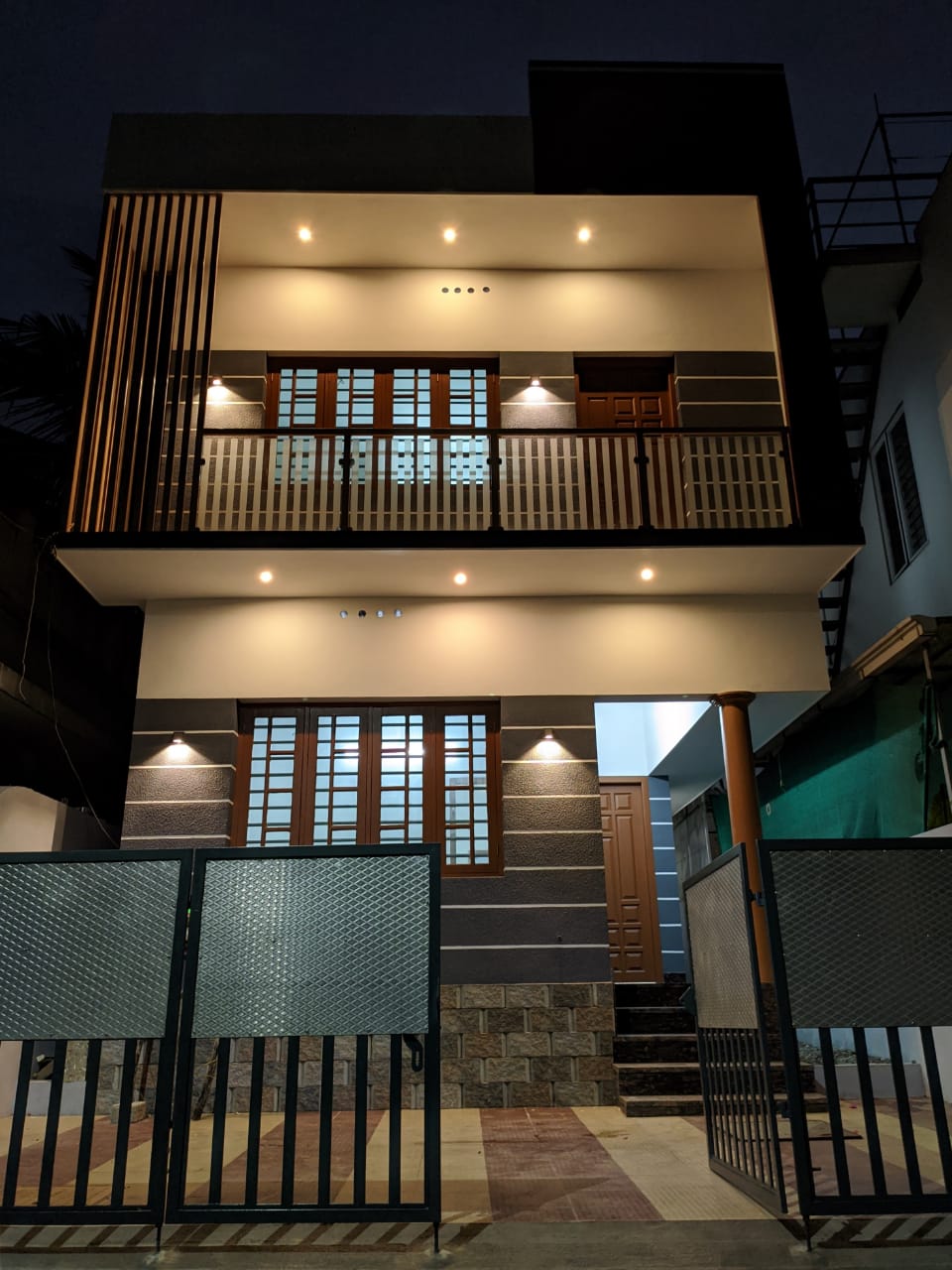1400 sqft, 3BHK Brandnew House with 10cent