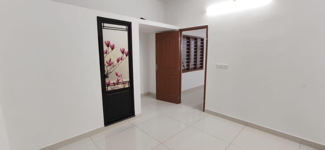 1400 sqft, 3BHK Brandnew House with 10cent