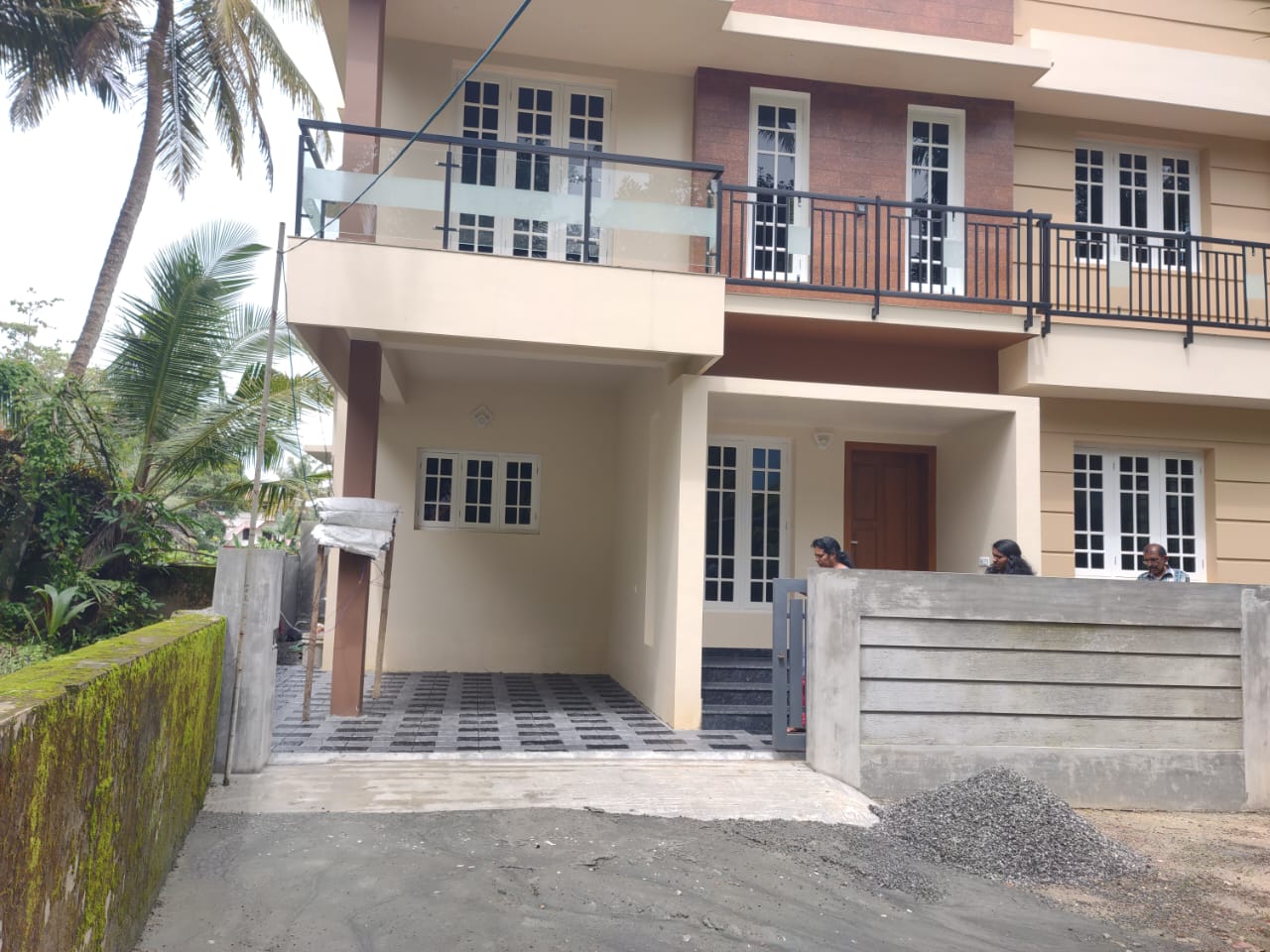 4BHK Semifurnished House 2600sqft in Aluva
