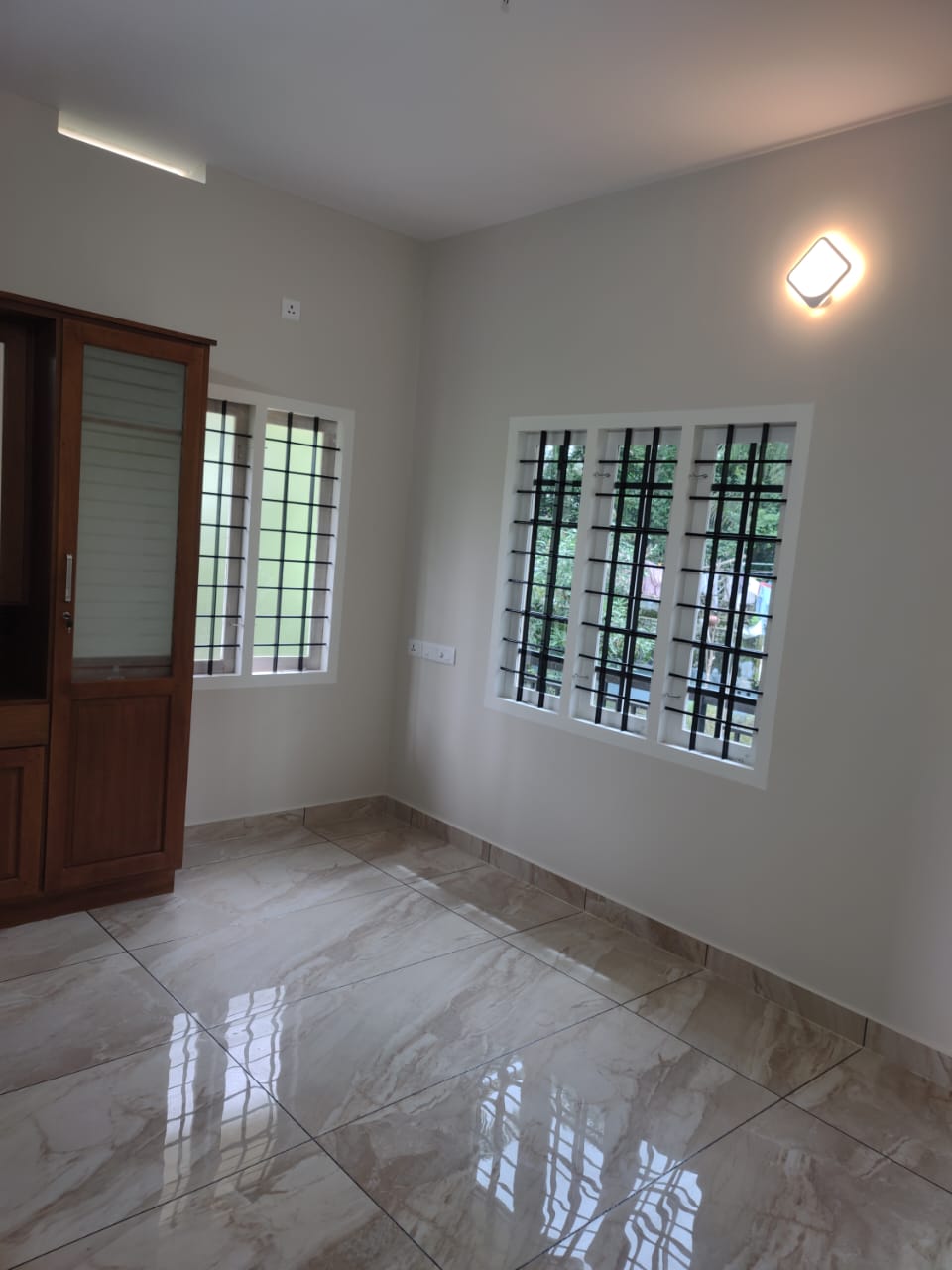 4BHK Semifurnished House 2600sqft in Aluva