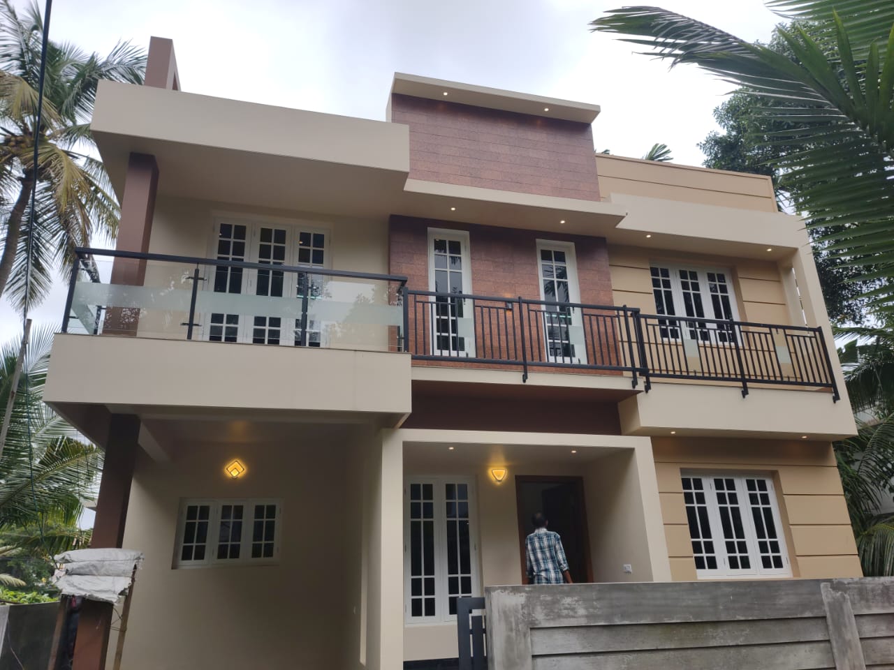 4BHK Semifurnished House 2600sqft in Aluva