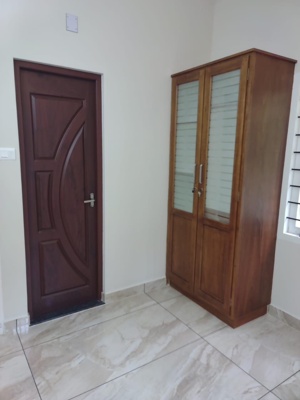 4BHK Semifurnished House 2600sqft in Aluva