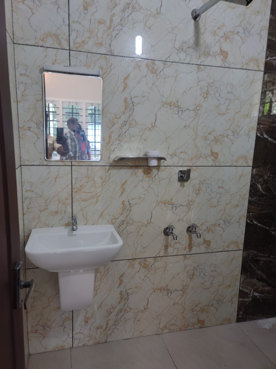 4BHK Semifurnished House 2600sqft in Aluva