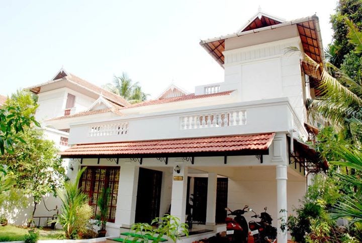 3BHK Renovated House with 7.5cents Land 2300sqft - for sale in Vyttila, Kochi ( Ernakulam ), Kerala