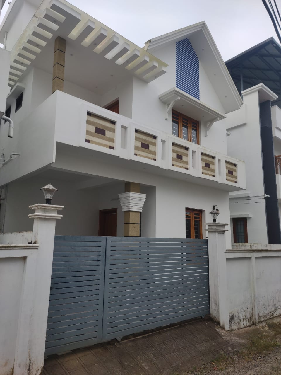 4BHK Semifurnished House1900sqft in Kalamassery