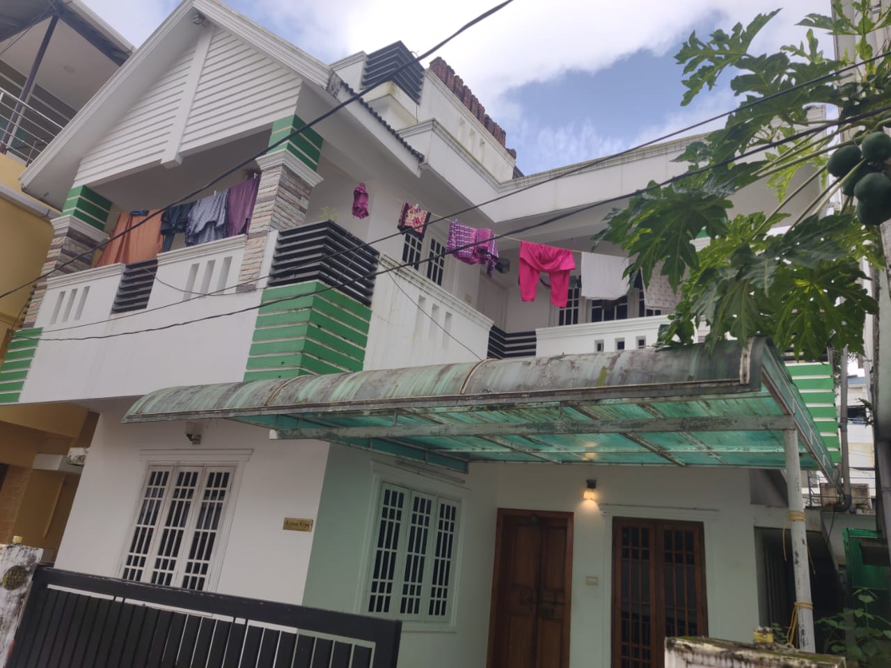 4BHKSemifurnished House2200sqft in Chalikkavattom, Palarivattom