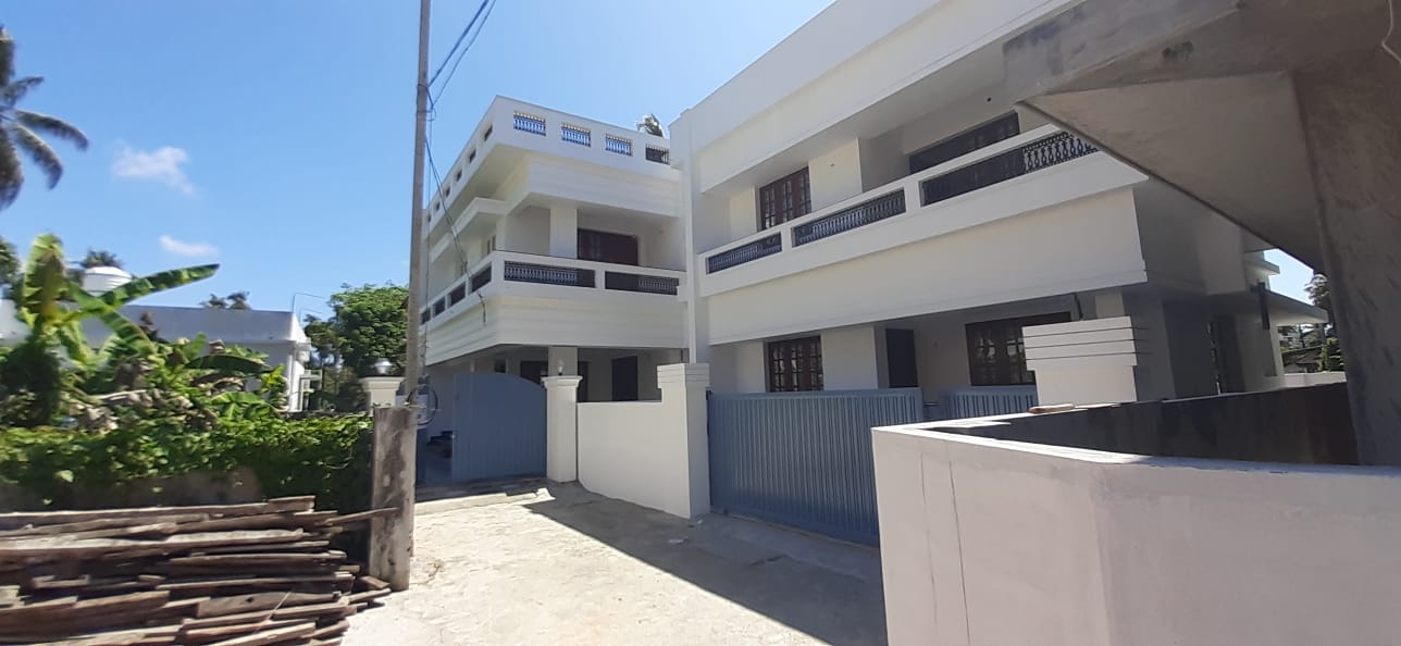 1150 Sq Ft, 3BHK Fully Furnished Flat For Rent near JNL stadium, Kaloor
