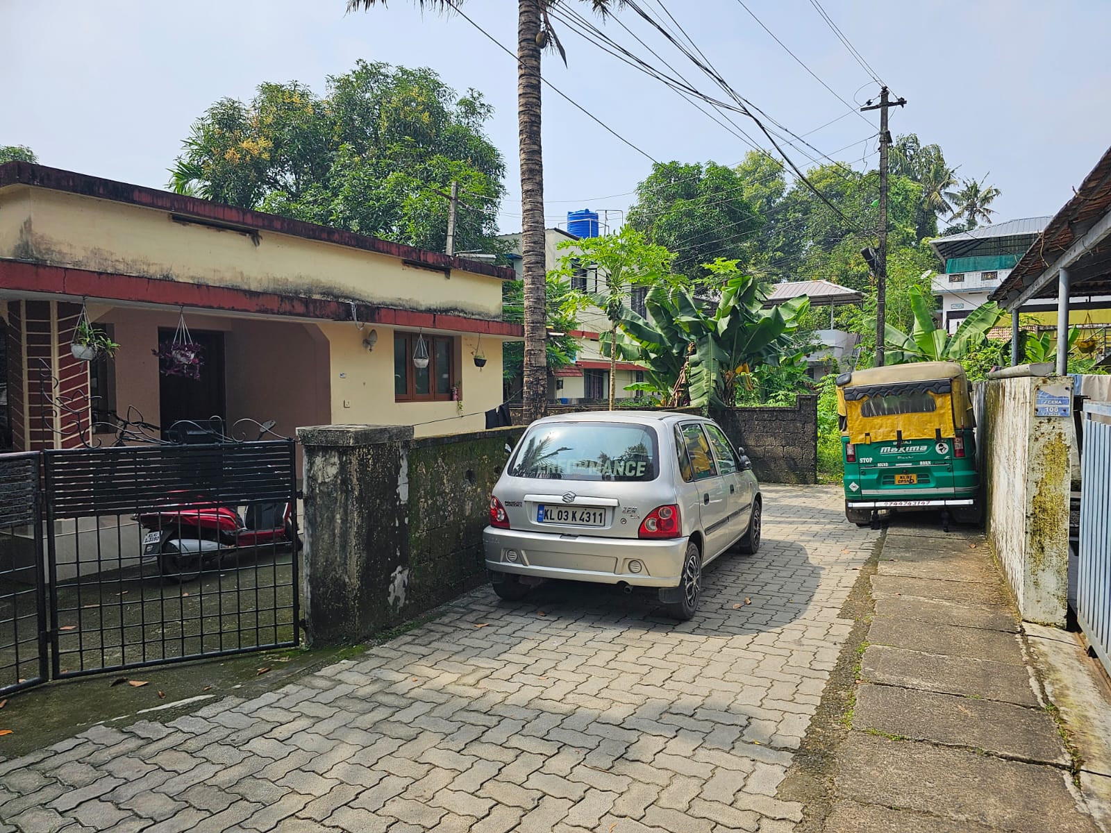 6cents of Land with Old house