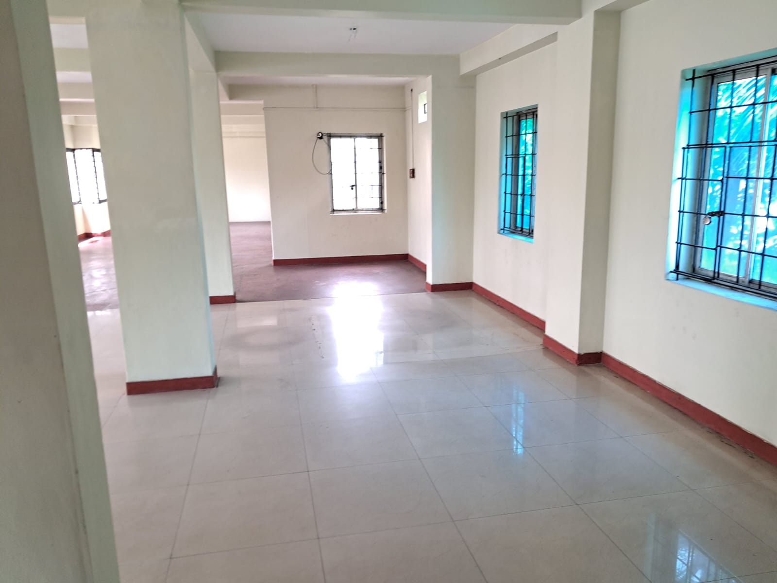 Commercial Office Space with 4,000 sqft