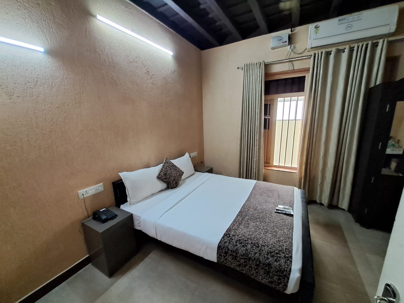Rooms for Rent - for sale in ernakulam, Kochi, Kerala